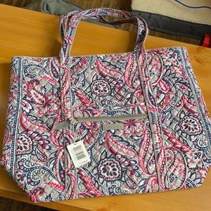 Vera Bradley Iconic Vera Tote